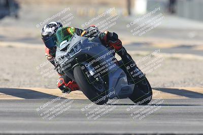 media/Sep-20-2025-Race Pace (Sat) [[d4e1b33f4d]]/Verified/Turn 2 (920am)/